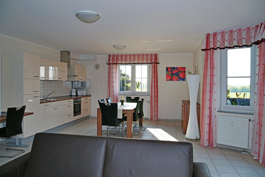 Ferienwohnung Bergblick Xanten Room photo